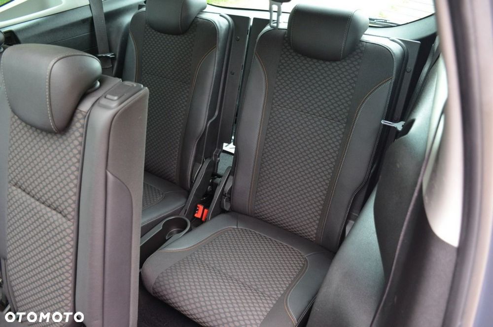 Opel Zafira - 27