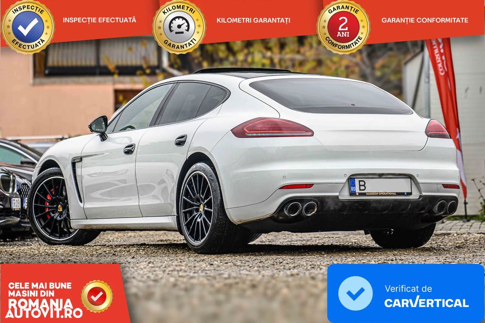 Porsche Panamera - 4