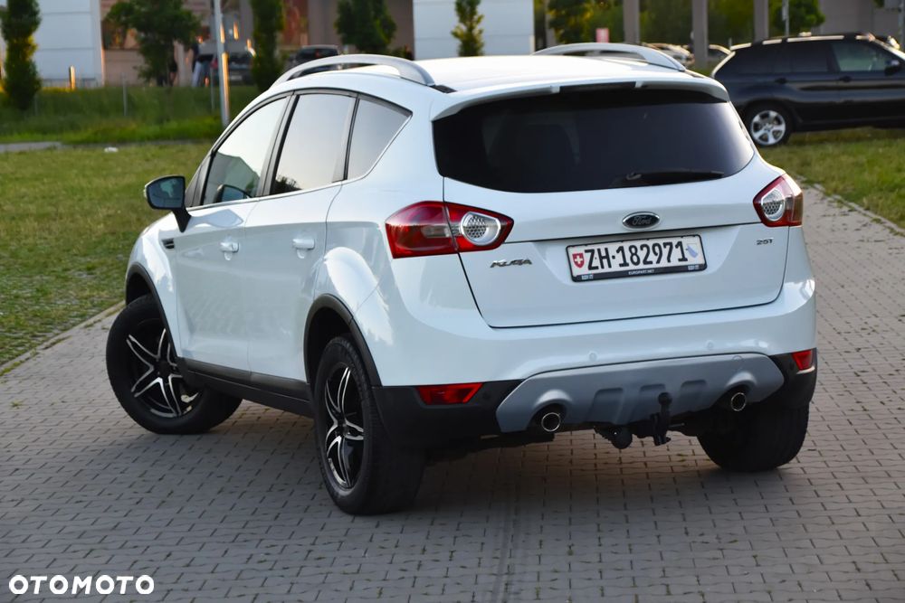 Ford Kuga 2.5 4x4 White Magic - 4