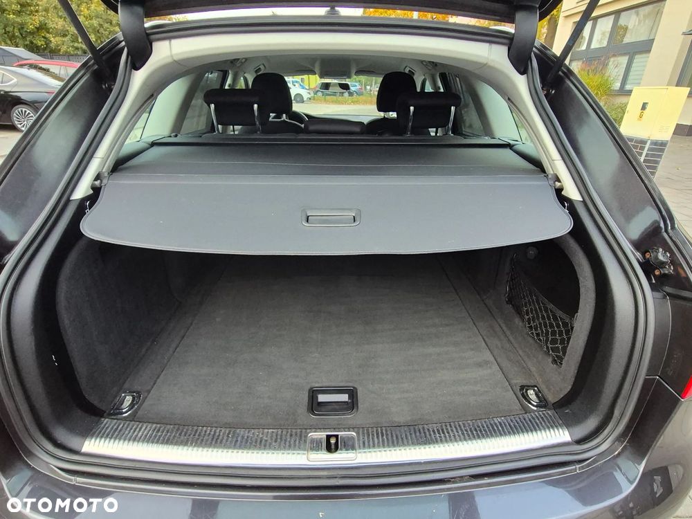 Audi A4 Avant - 13
