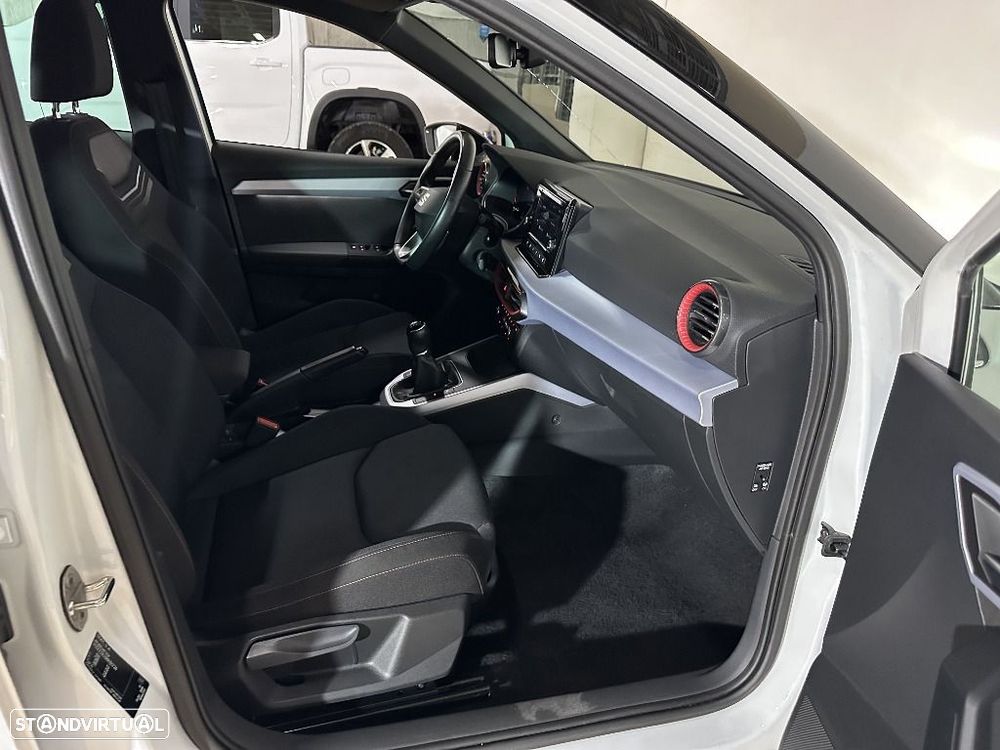 SEAT Arona 1.0 TSI FR - 14