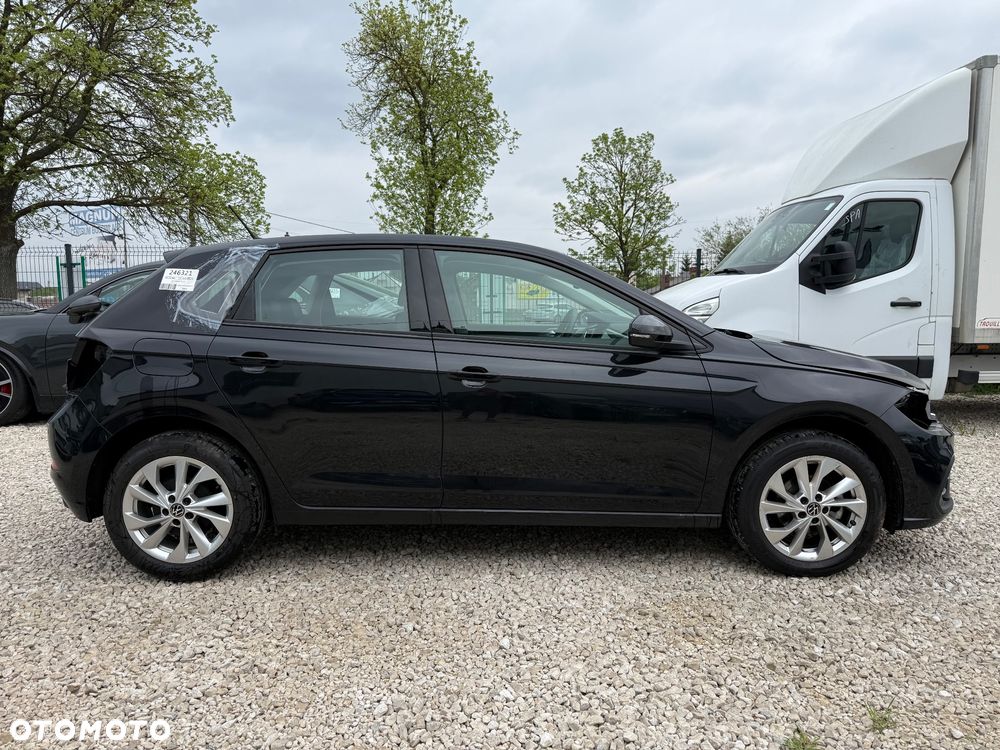 Volkswagen Polo - 4