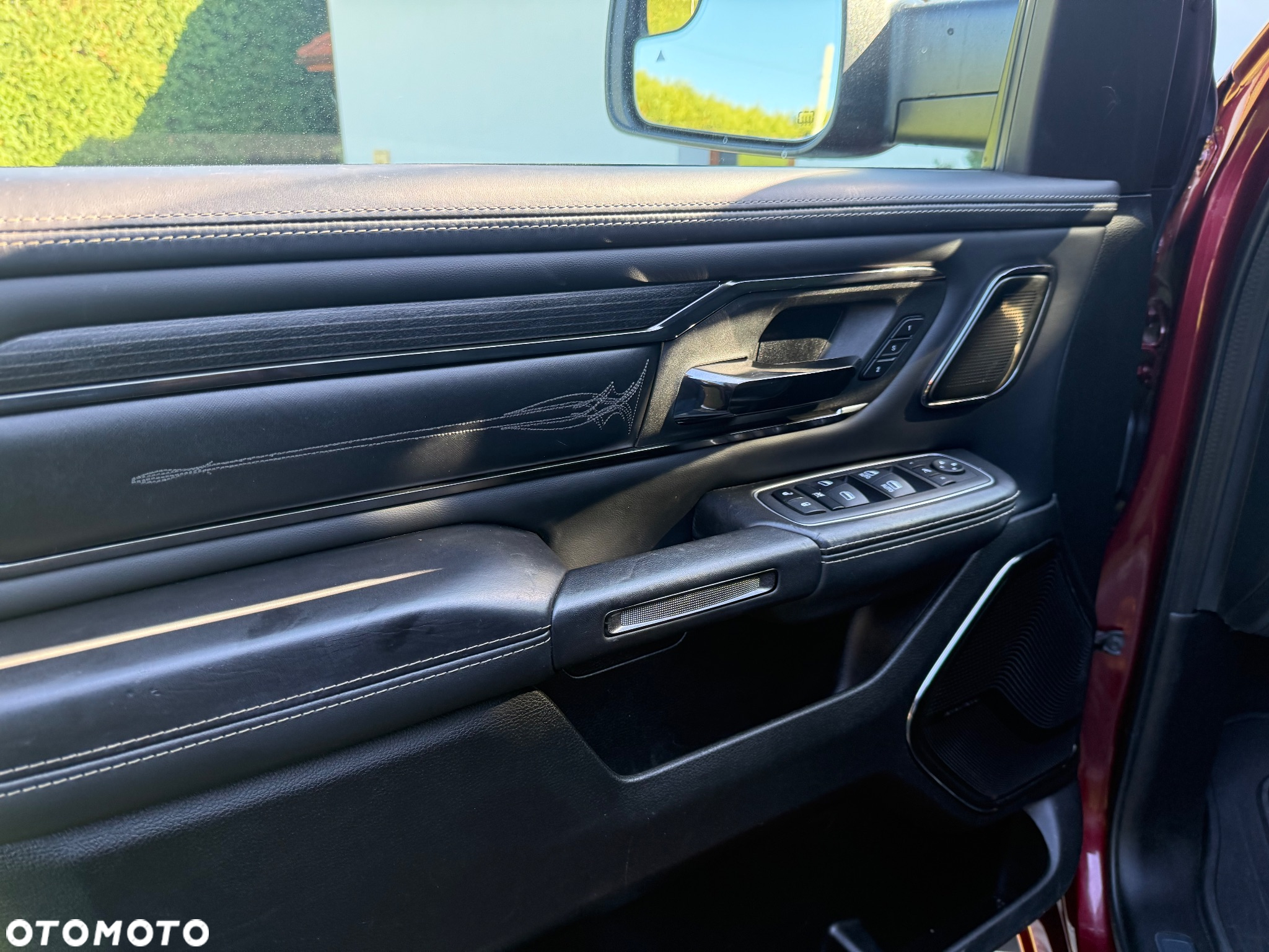 Dodge RAM 1500 5.7 4x4 - 14