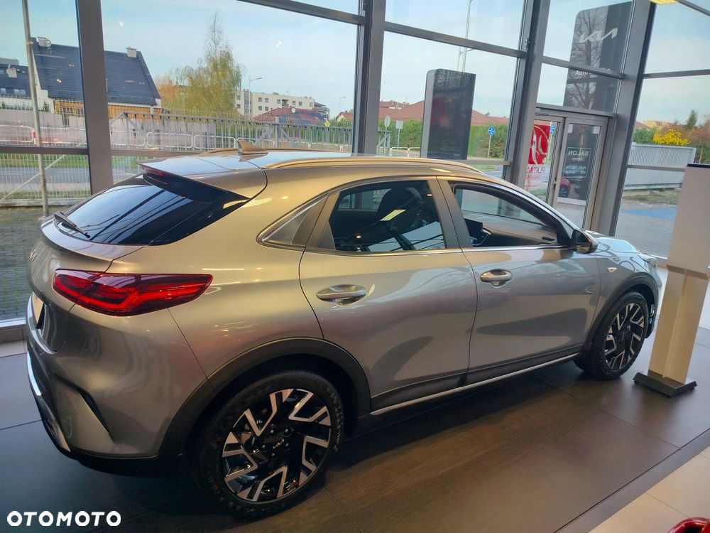 Kia XCeed ver-1-5-t--gdi-m-dct - 5