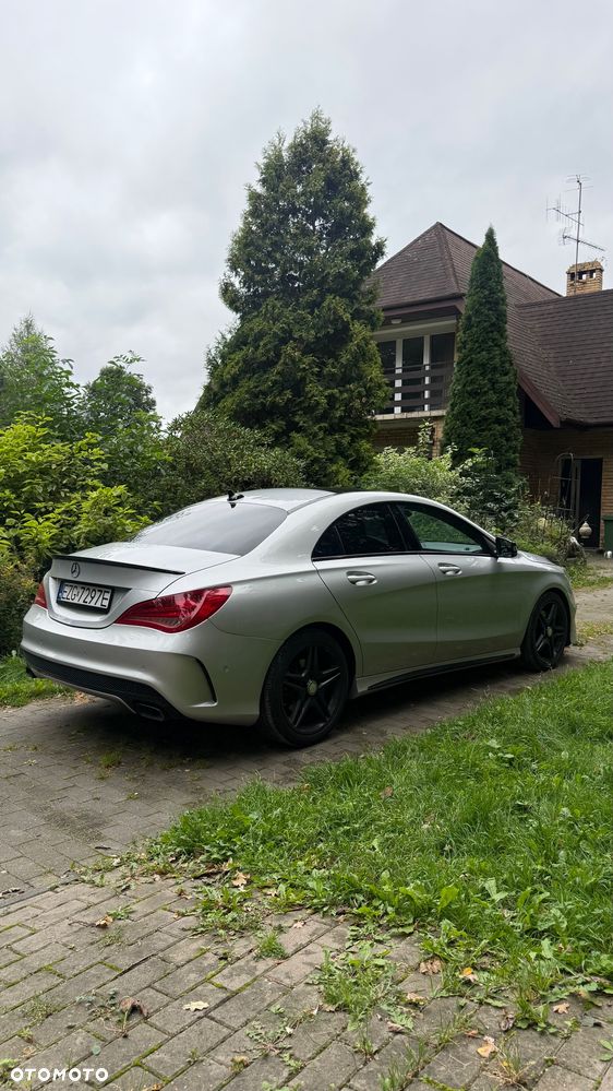 Mercedes-Benz CLA 220 d 7G-DCT AMG Line - 2