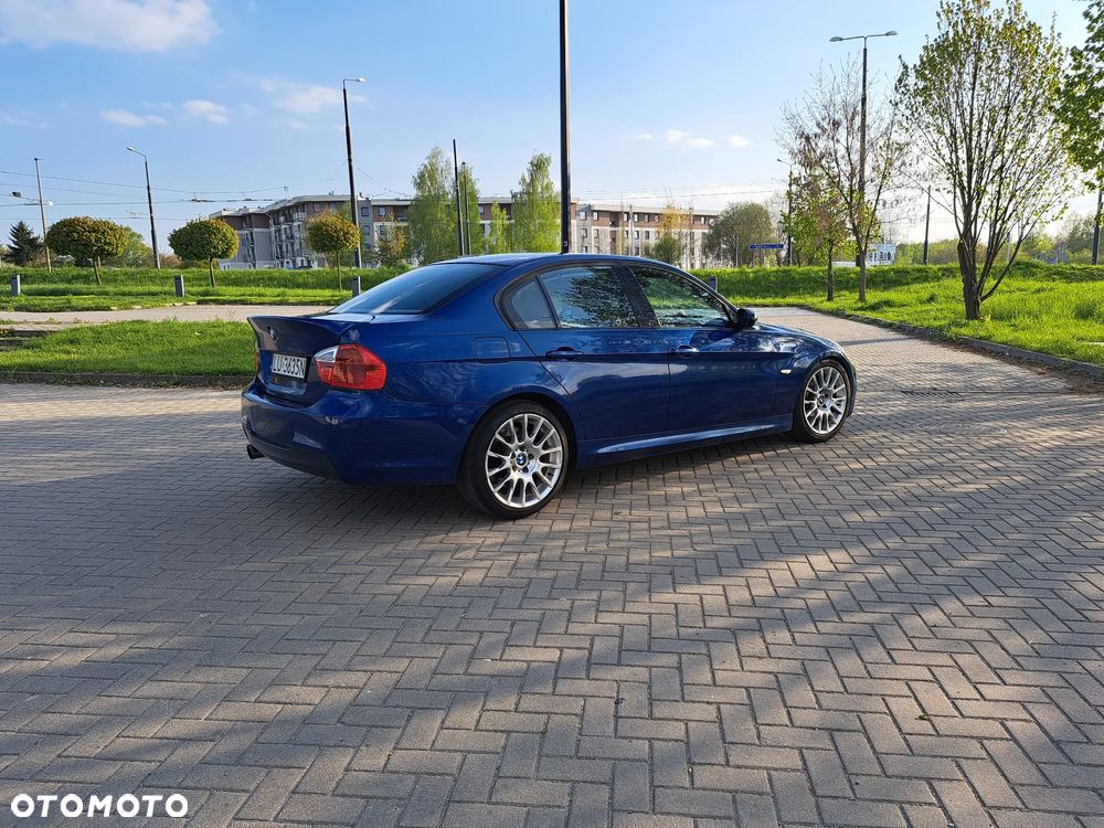 BMW Seria 3 330i - 4
