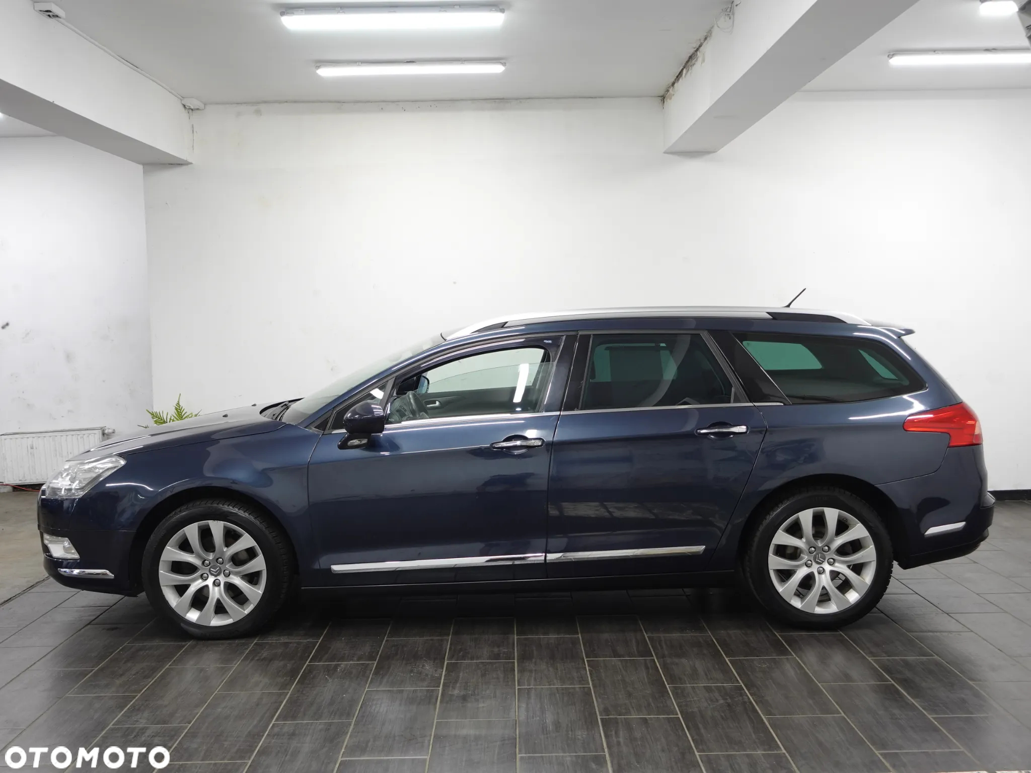 Citroën C5 Tourer HDi 165 FAP Exclusive - 6