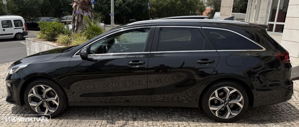 Kia Ceed SW 1.6 CRDi MHEV Drive+SRF - 11