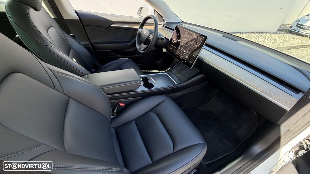Tesla Model 3 Long-Range RWD - 14