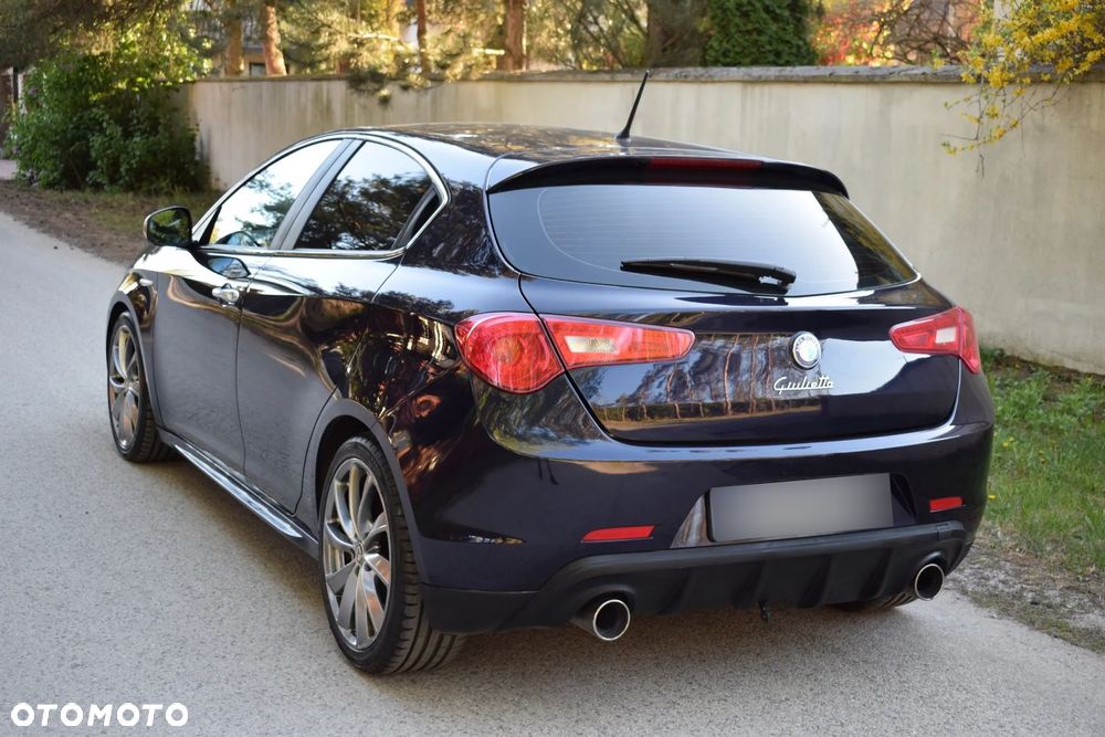 Alfa Romeo Giulietta 2.0 JTDM Distinctive - 9