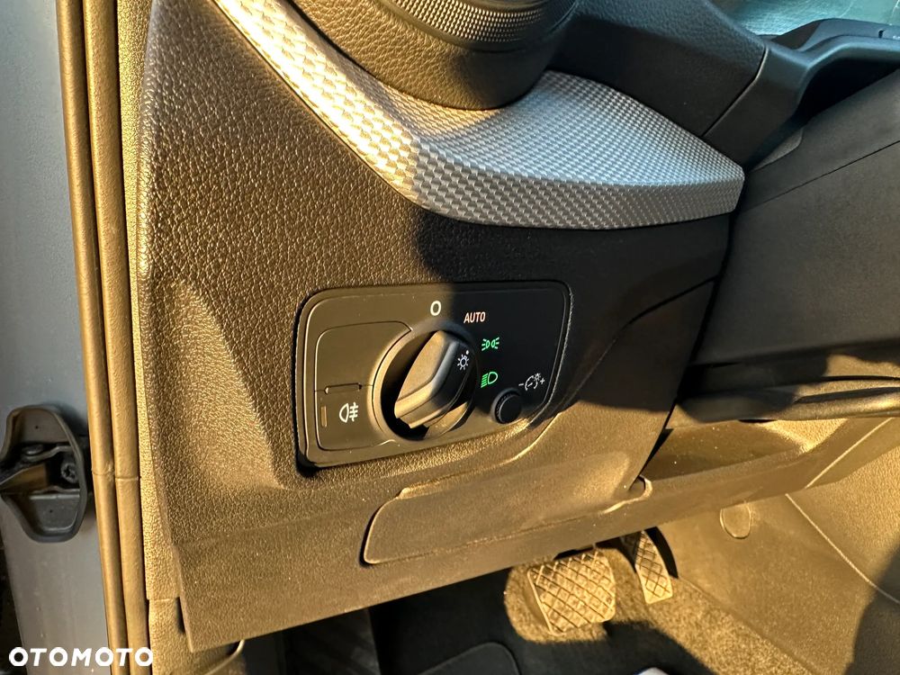 Audi Q2 35 TFSI S tronic - 16