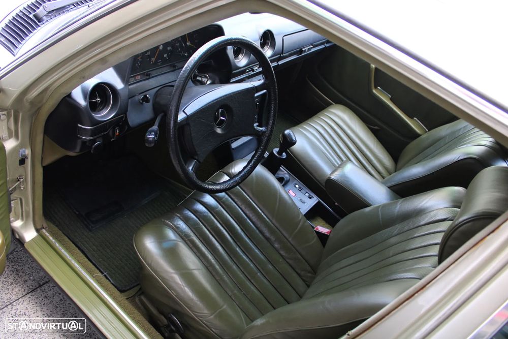 Mercedes-Benz W123 (1976-1986) 300 D - 31