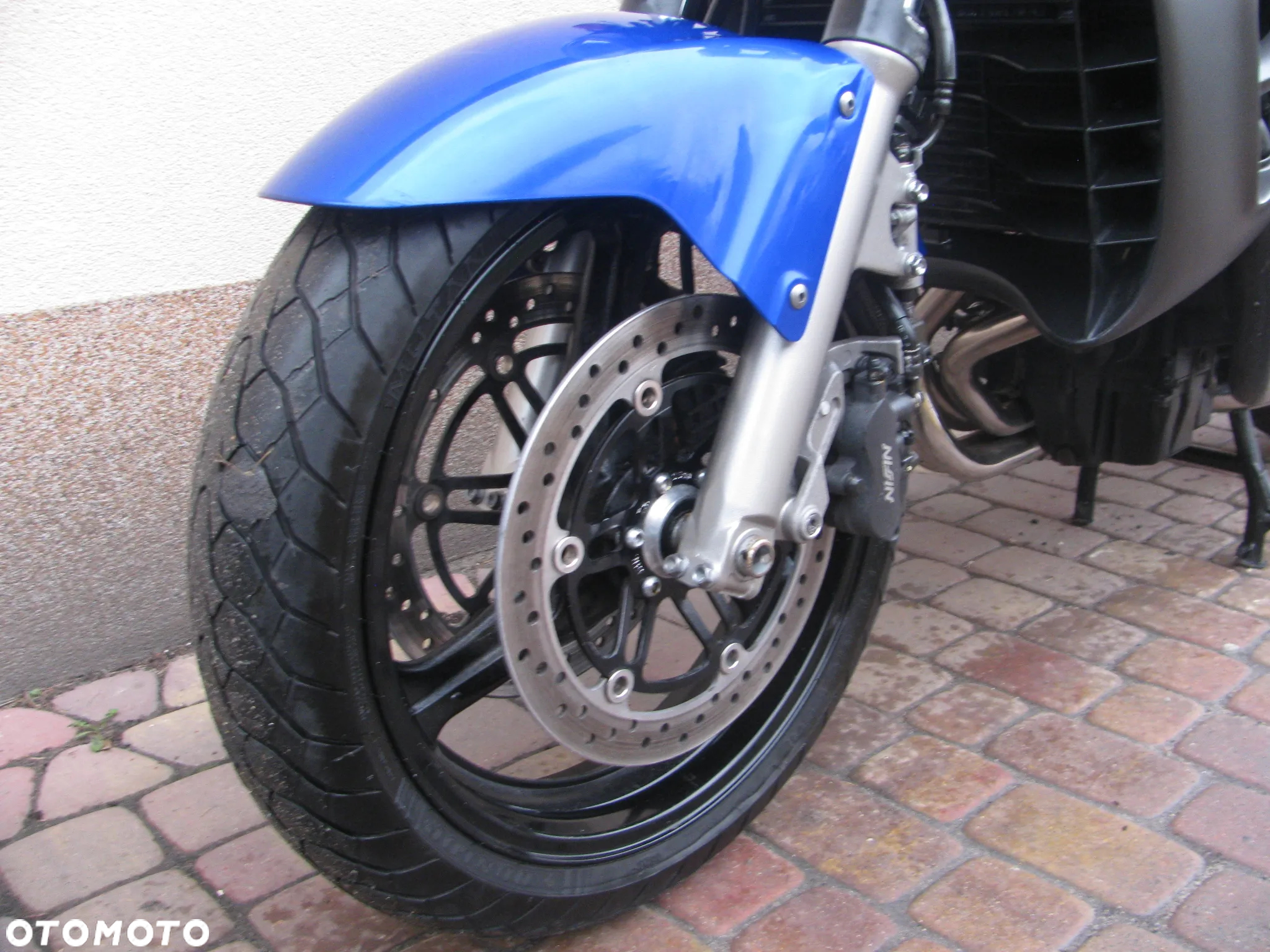 Honda X11 - 22