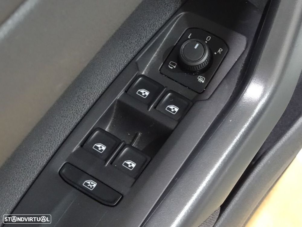 VW Polo 1.0 TSI Urban - 10