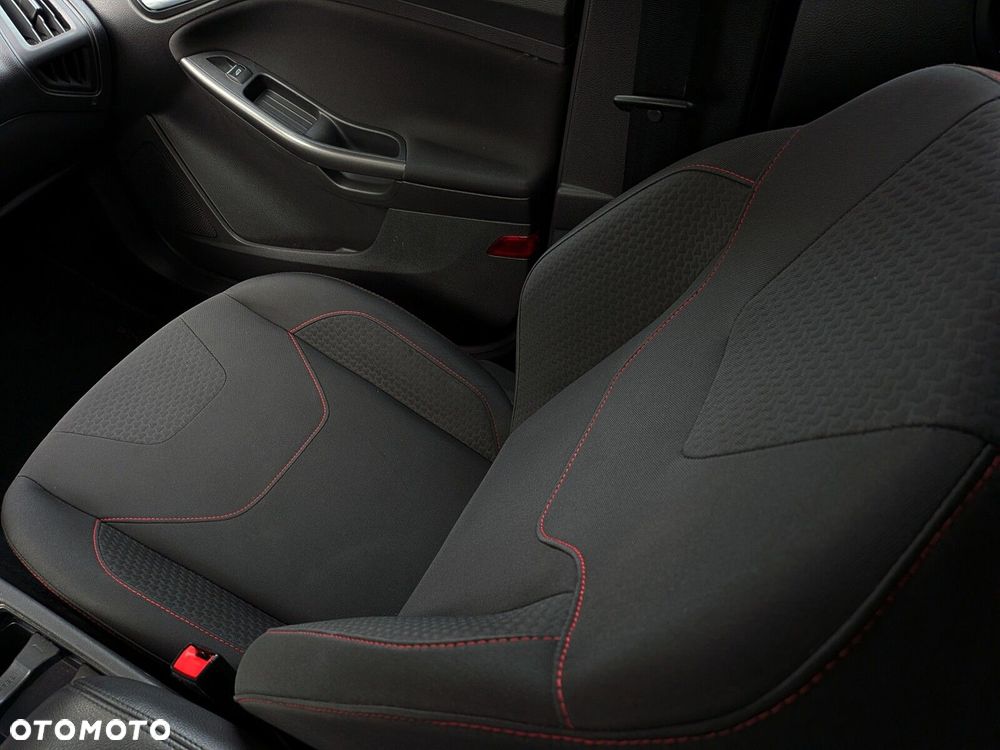 Ford Focus 1.5 EcoBoost ST-Line Black ASS - 12