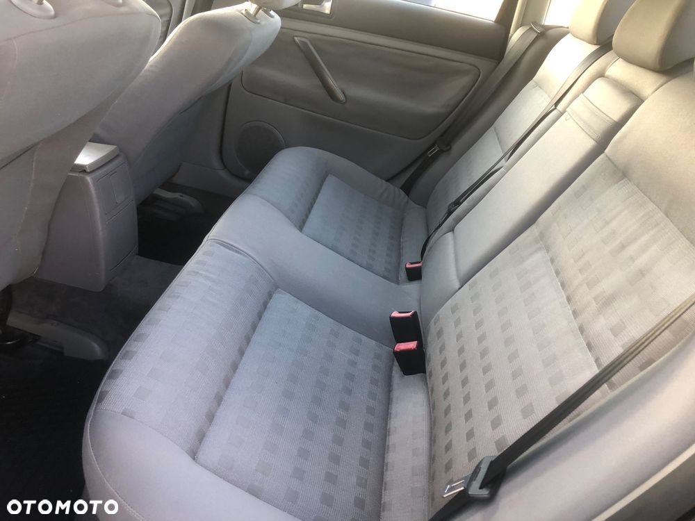 Volkswagen Passat 1.8T Highline - 8