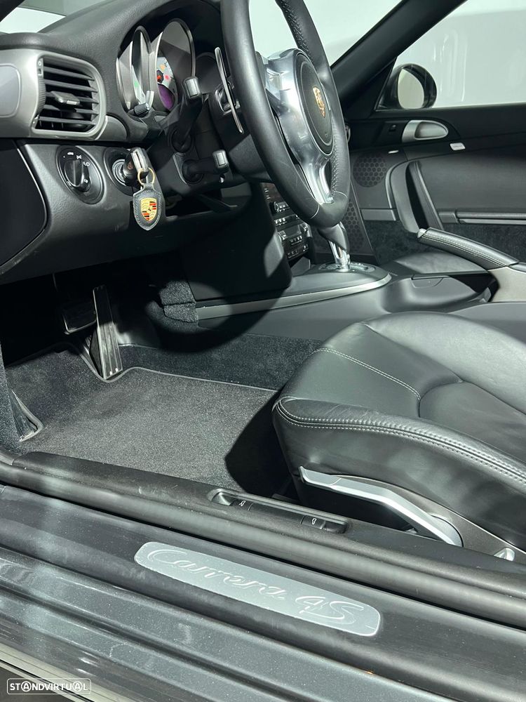 Porsche 911 (997) Carrera 4 S PDK - 12