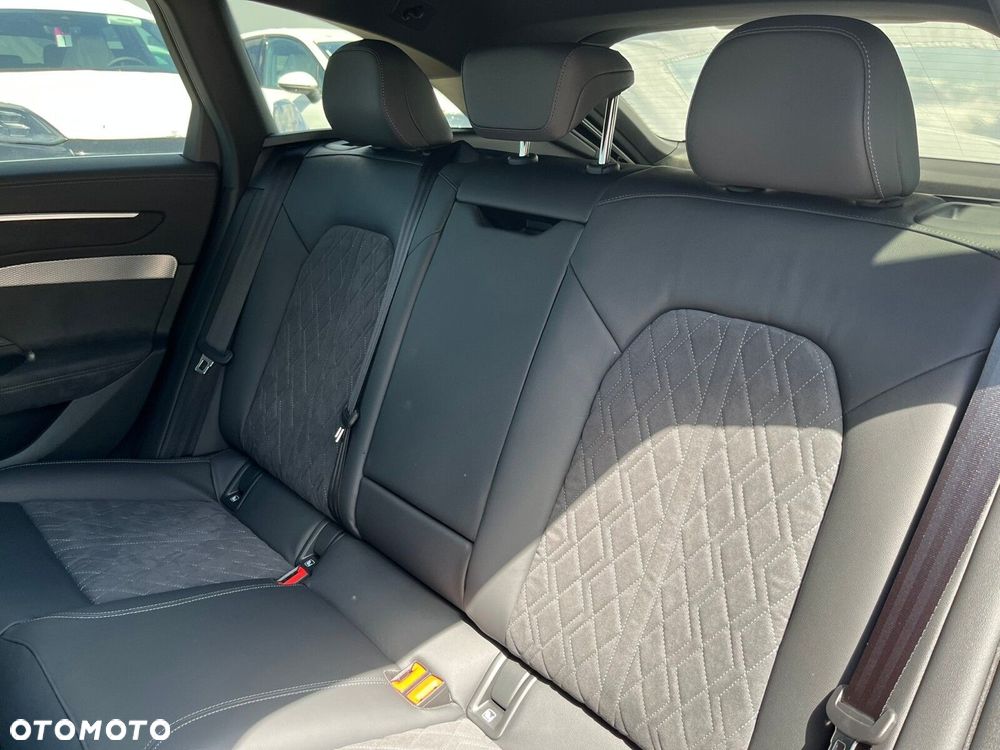 Audi A6 - 14