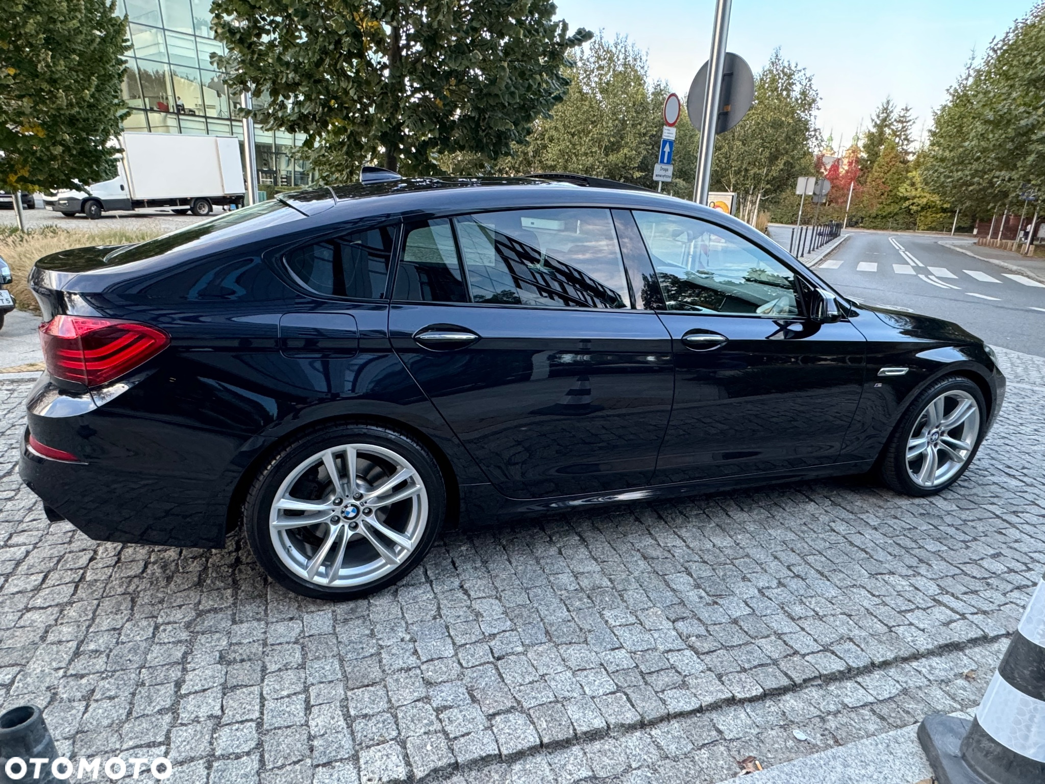 BMW Seria 5 535d xDrive - 13