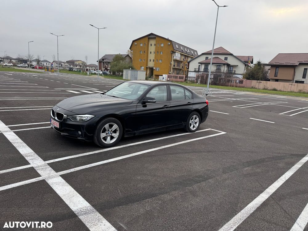 BMW Seria 3 318d Aut. Luxury Line - 18