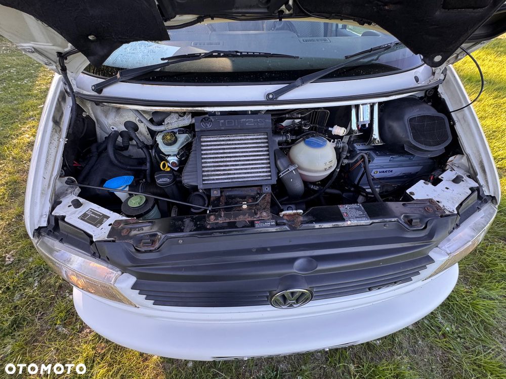 Volkswagen Caravelle Basis / CL - 37