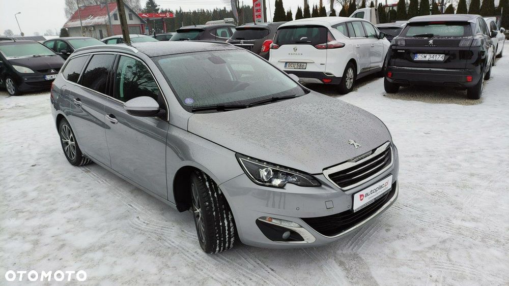 Peugeot 308 - 35