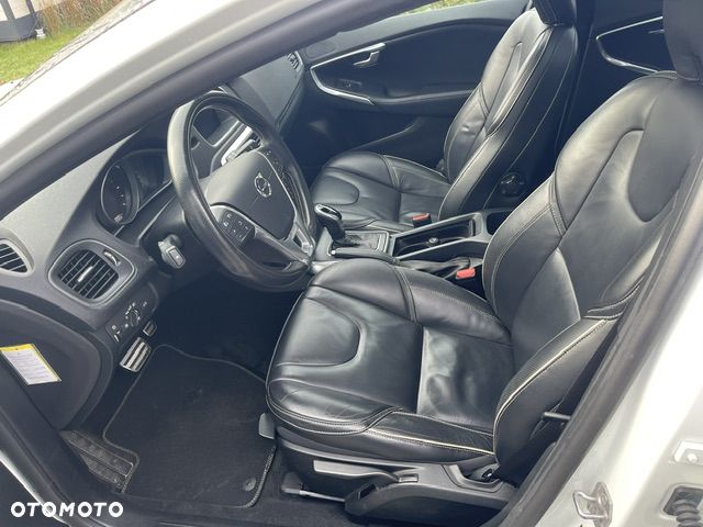 Volvo V40 ver-d3-geartronic-rdesign - 5