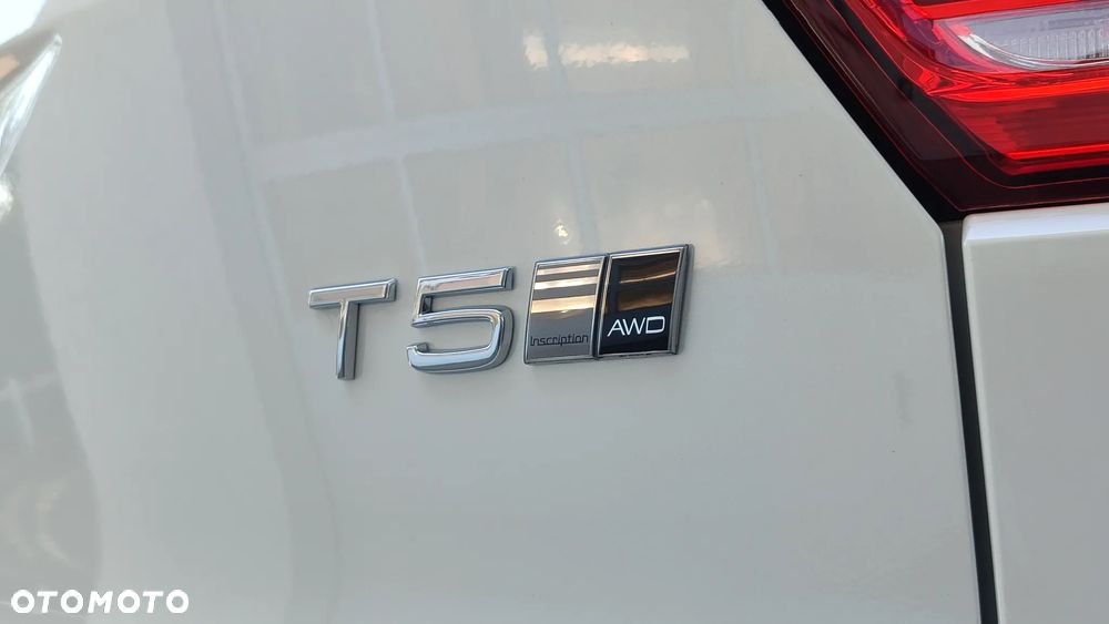 Volvo XC 40 T5 AWD Inscription - 40