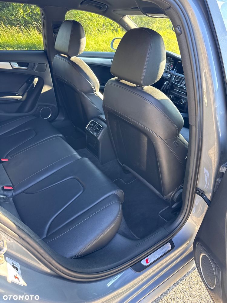 Audi A4 Avant 2.0 TDI DPF clean diesel S line Sportpaket - 24