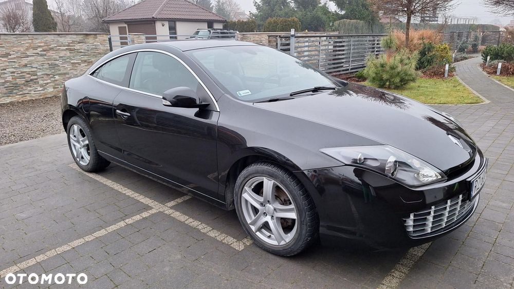 Renault Laguna 2.0 dCi Monaco GP2 - 1