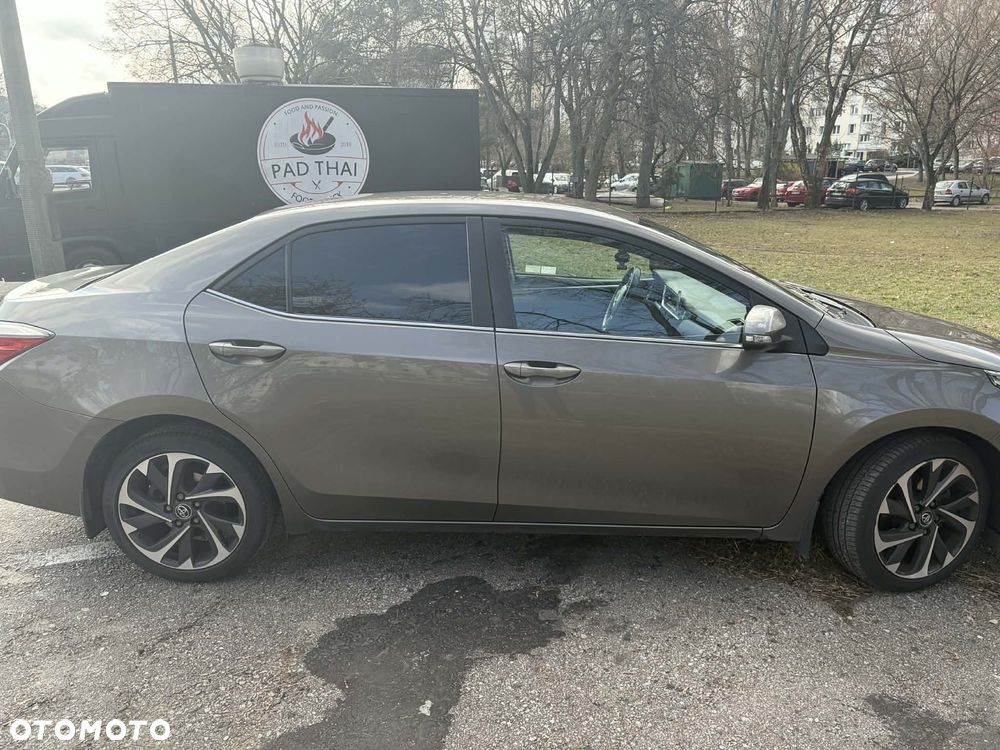 Toyota Corolla 1.6 Comfort - 4