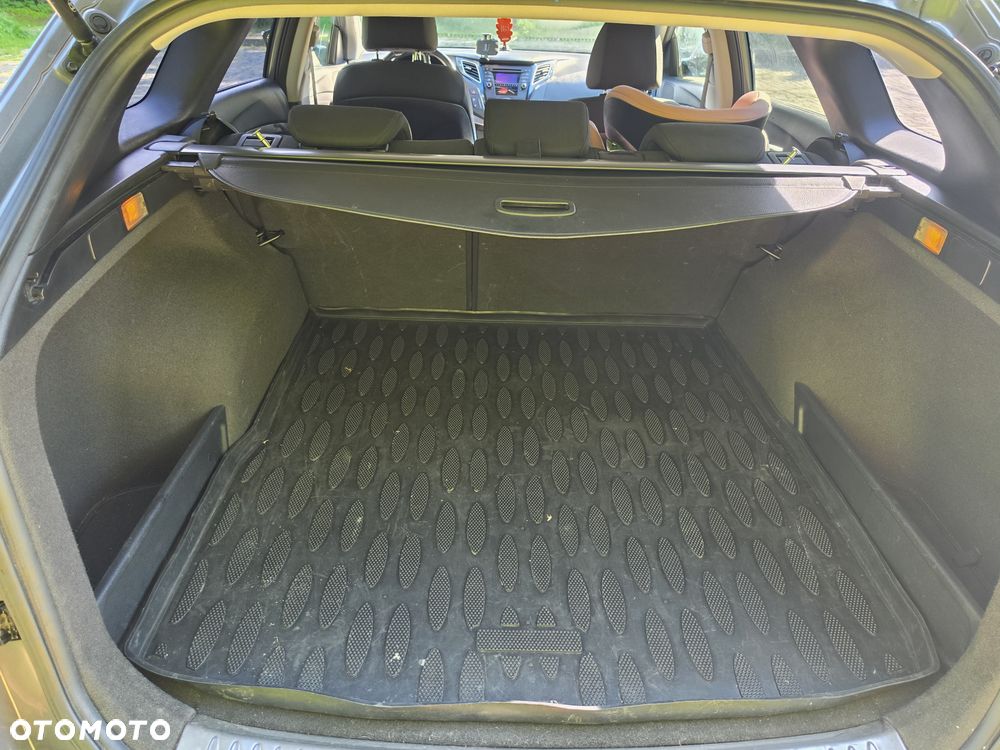 Hyundai i40 Kombi 1.6 Classic - 21