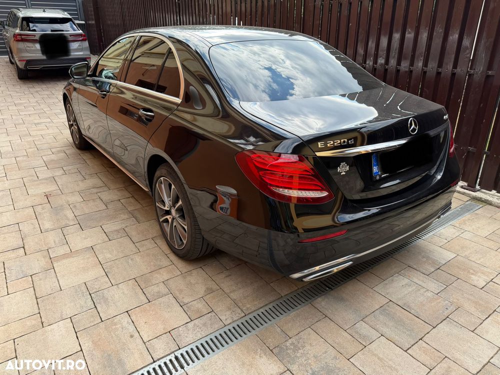Mercedes-Benz E - 6