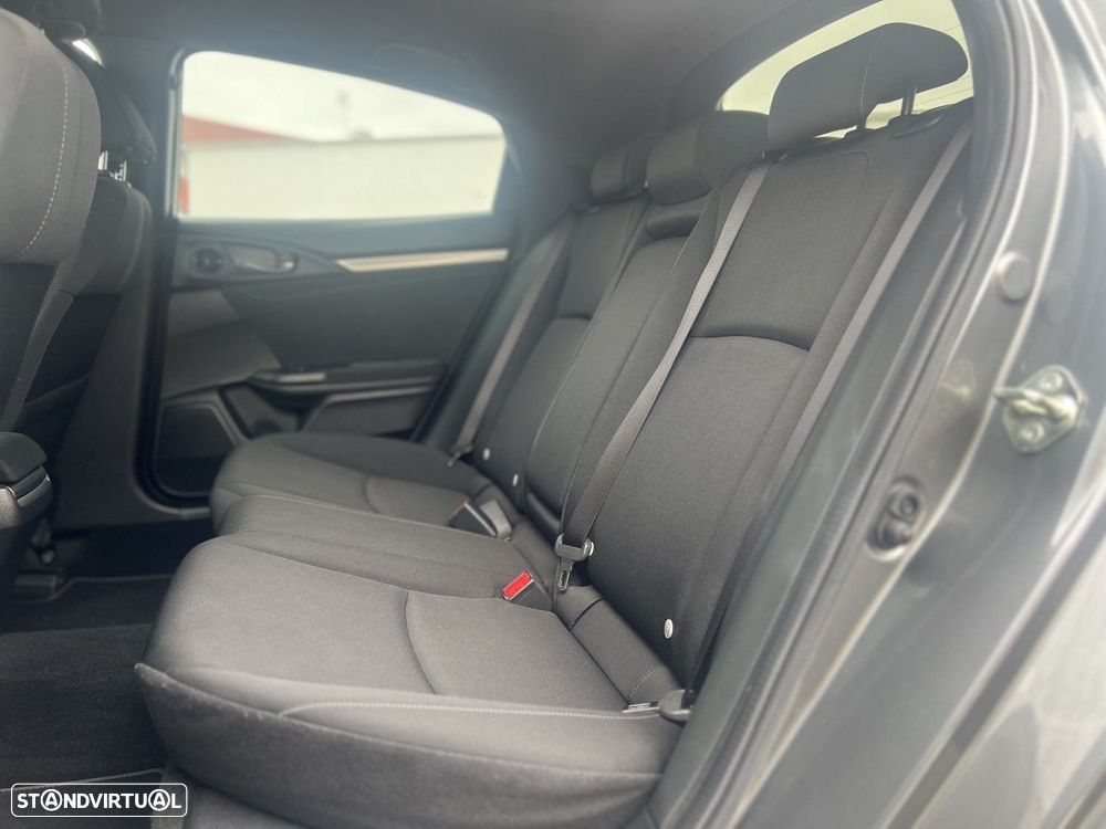 Honda Civic 1.0 i-VTEC Elegance - 19