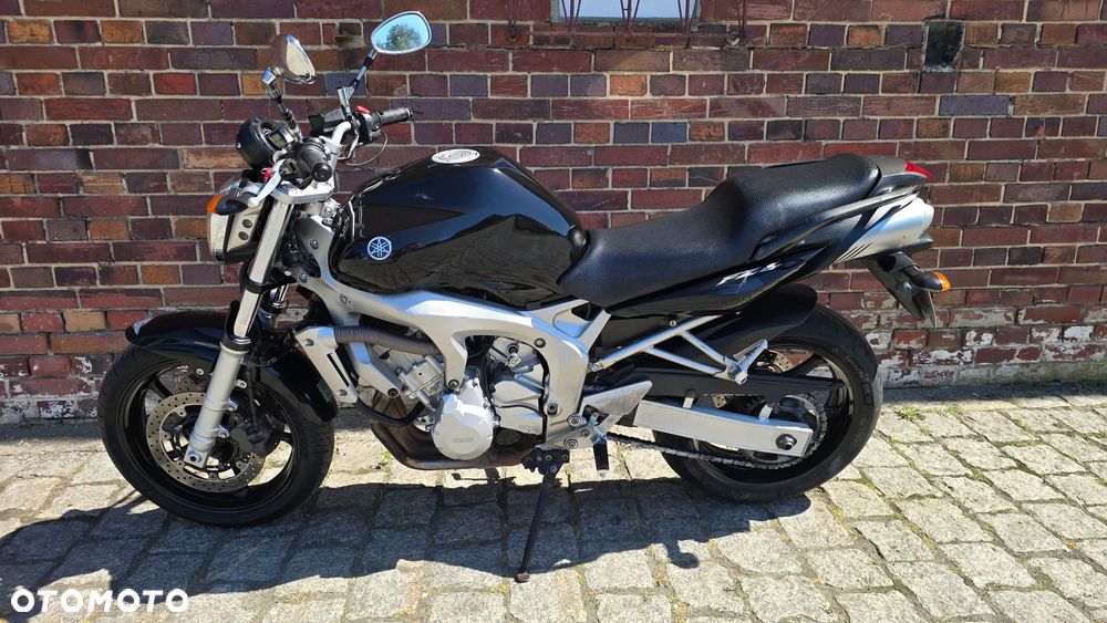 Yamaha FZ6