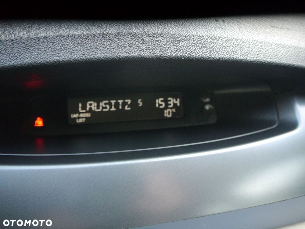 Renault Laguna 2.0 Authentique - 19