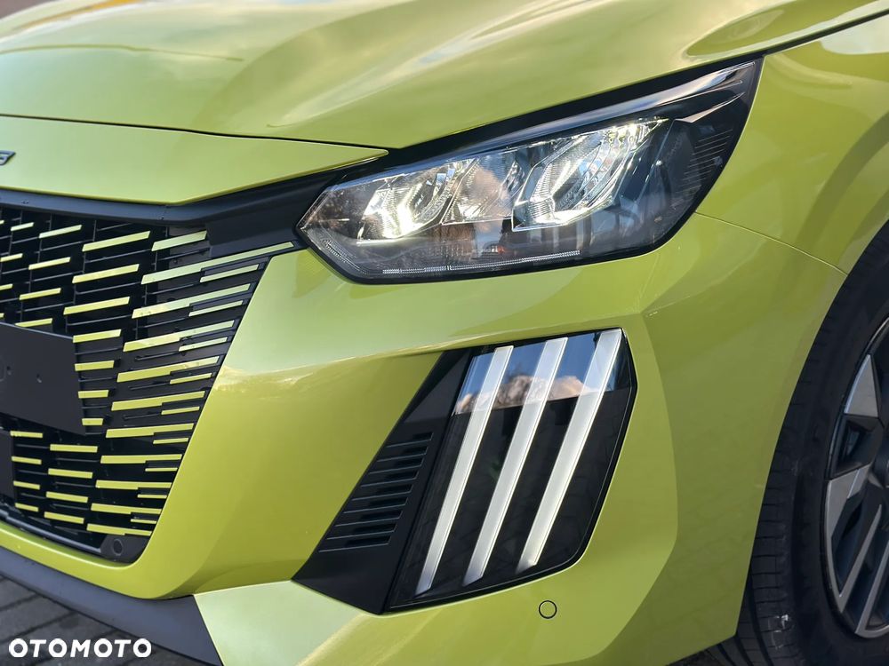 Peugeot 208 1.2 PureTech Business S&S - 15