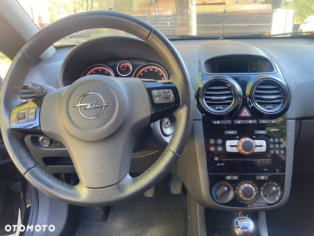 Opel Corsa - 4