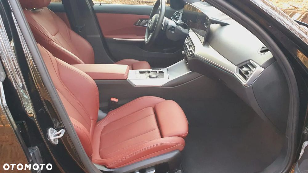 BMW Seria 3 M340i xDrive sport - 34