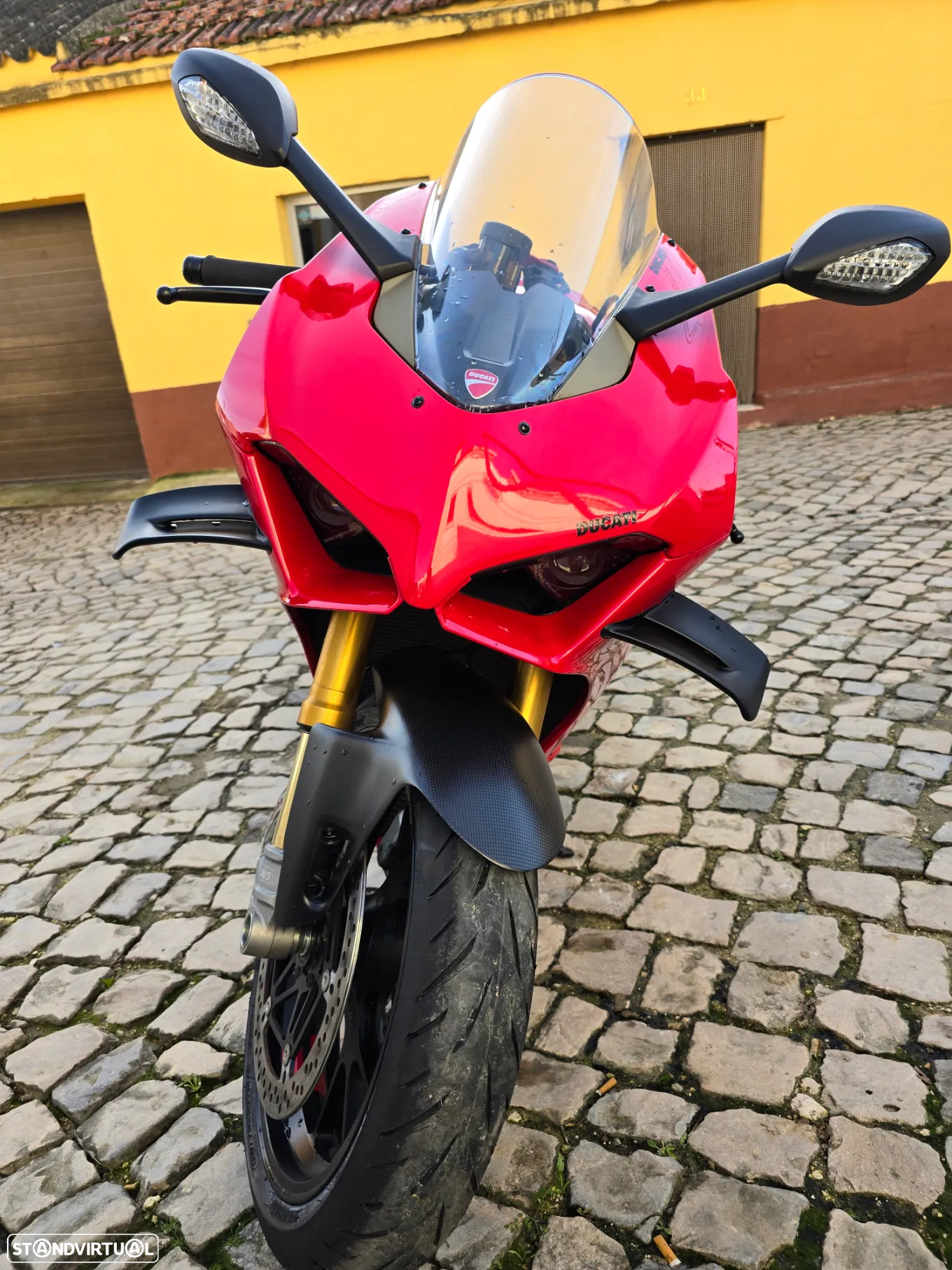Ducati Panigale V4 S S - 3
