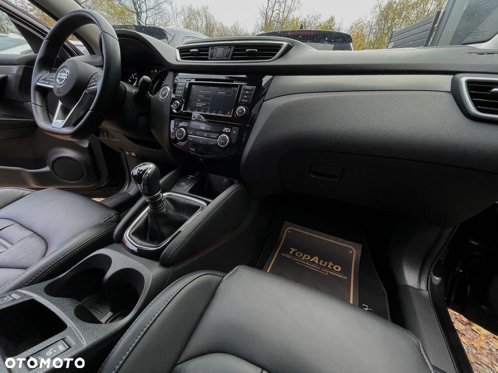 Nissan Qashqai 1.3 DIG-T Tekna+ - 16