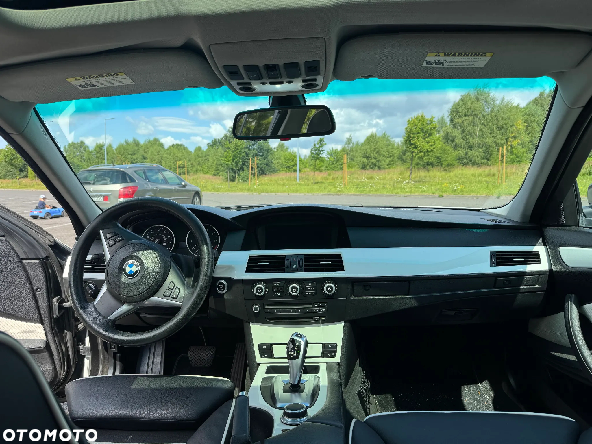 BMW Seria 5 550i - 3