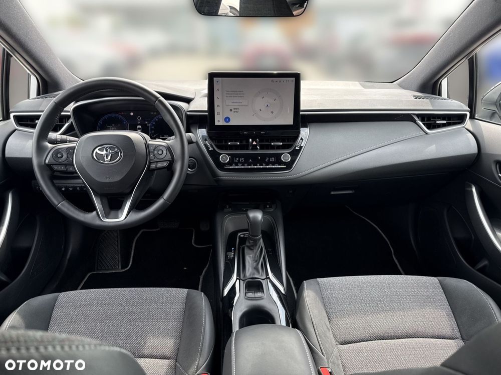 Toyota Corolla - 12