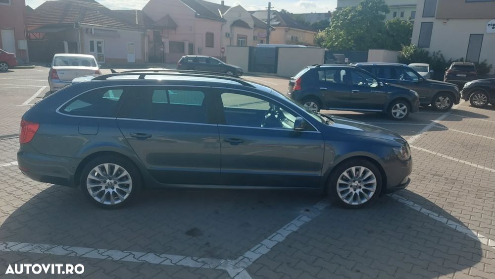 Skoda Superb 2.0 TDI Ambition - 4
