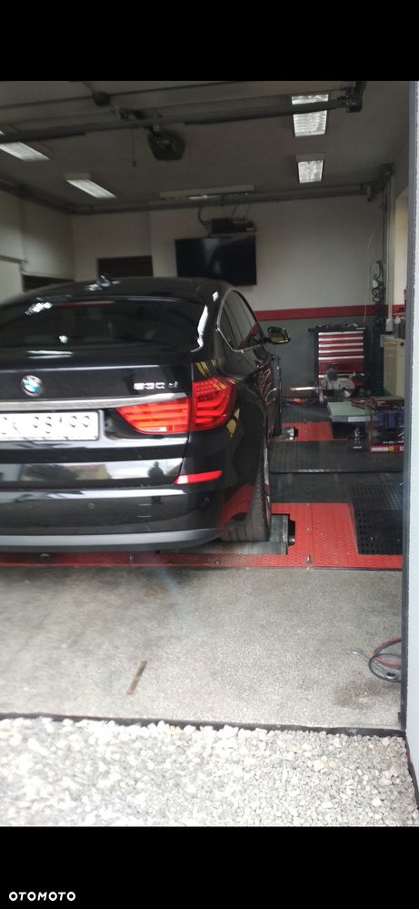 BMW 5GT 530d xDrive - 17