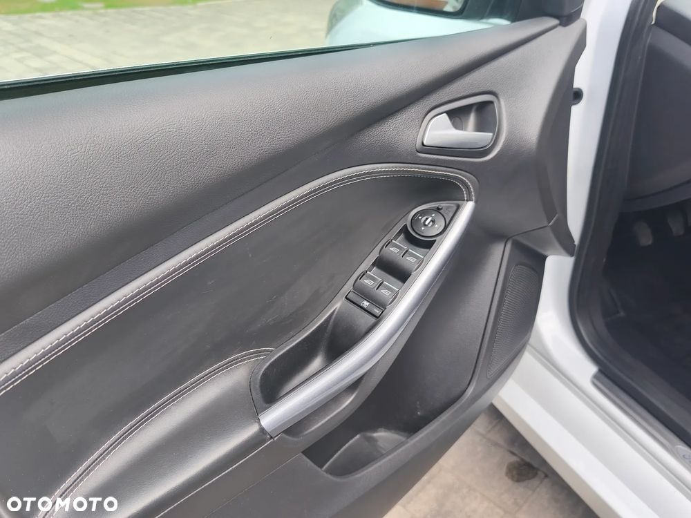 Ford Focus - 14