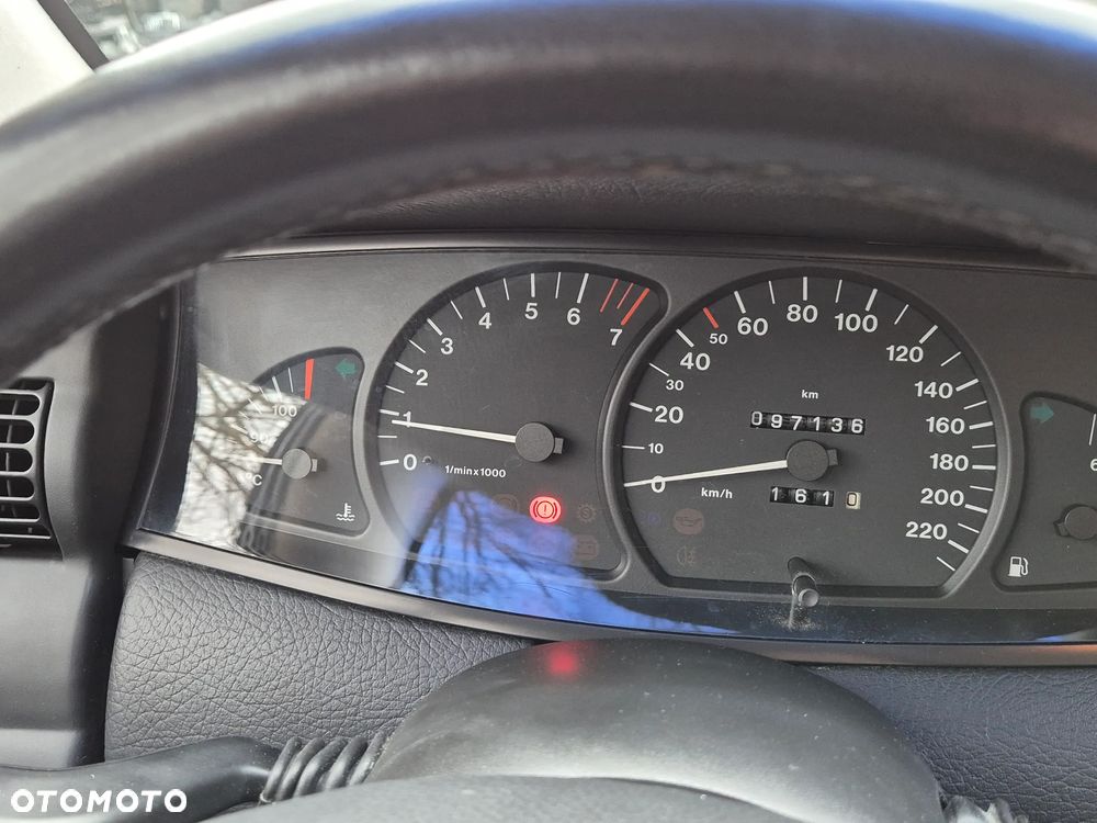 Opel Omega 2.0 CD - 17