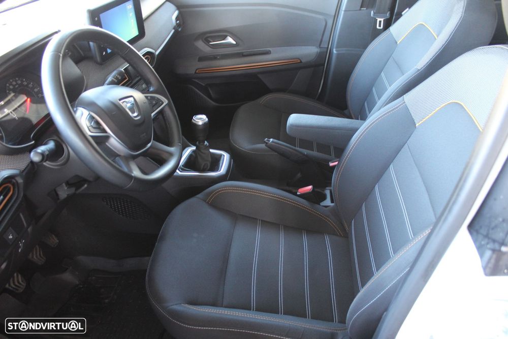 Dacia Sandero - 9