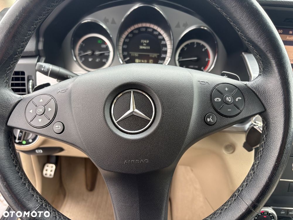 Mercedes-Benz GLK 220 CDI DPF 4Matic BlueEFFICIENCY 7G-TRONIC - 16