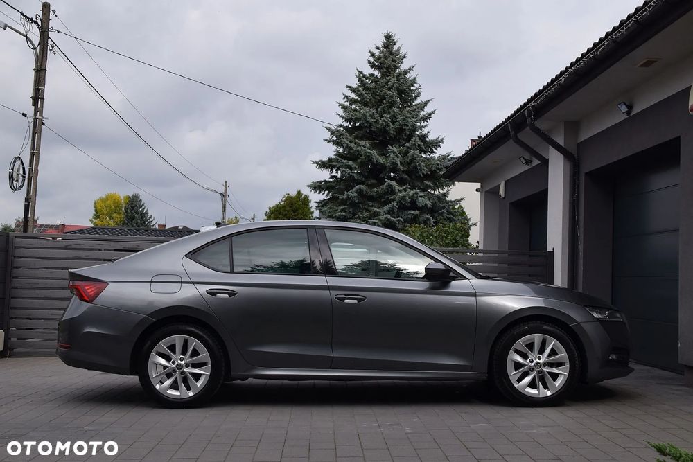 Skoda Octavia 2023 photo 5